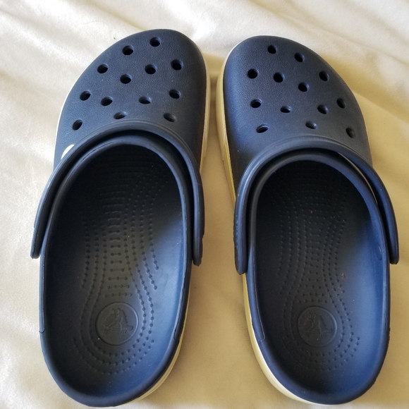 Crocs - Picture 5 of 9